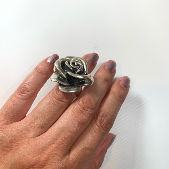 Silver Rose Statement Ring - Picture 4 of 5